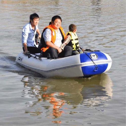 深圳公园游玩充气漂流船